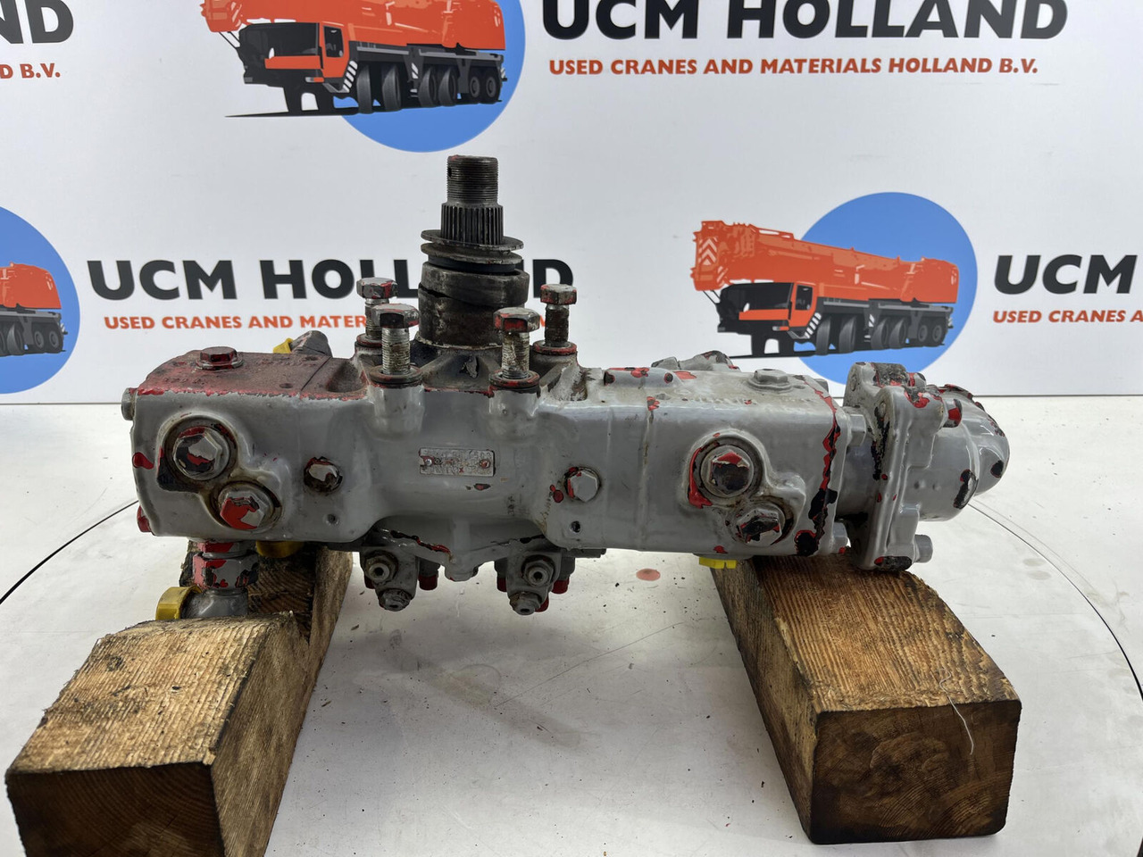 Liebherr LTM 1070 Steering box - Caixa de direção por Grua móvel: foto 1 Liebherr LTM 1070 Steering box - Caixa de direção por Grua móvel: foto 1