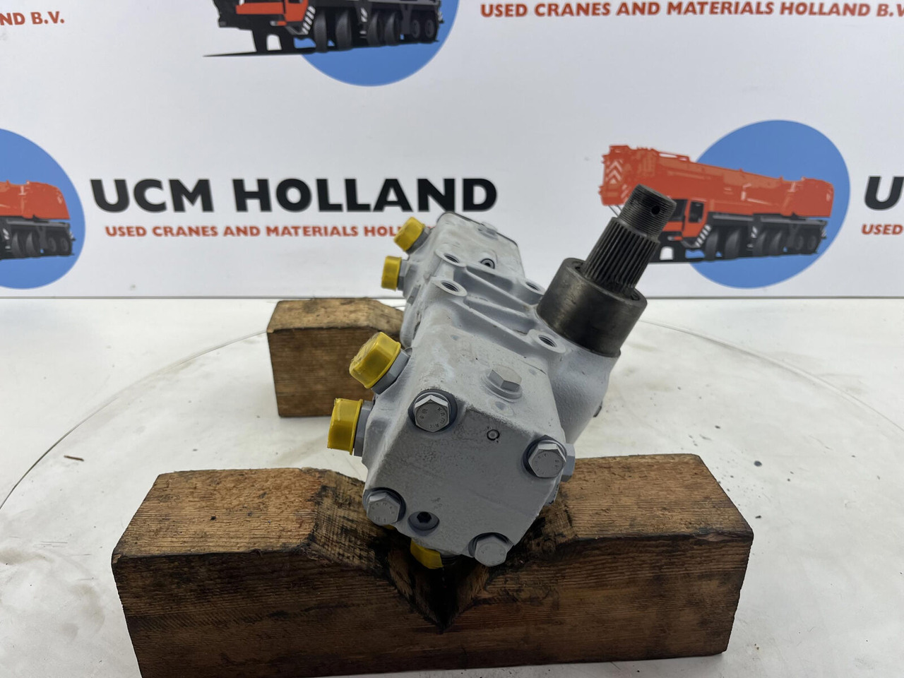 Liebherr LTM 1070 steering box - Caixa de direção por Grua móvel: foto 4 Liebherr LTM 1070 steering box - Caixa de direção por Grua móvel: foto 4