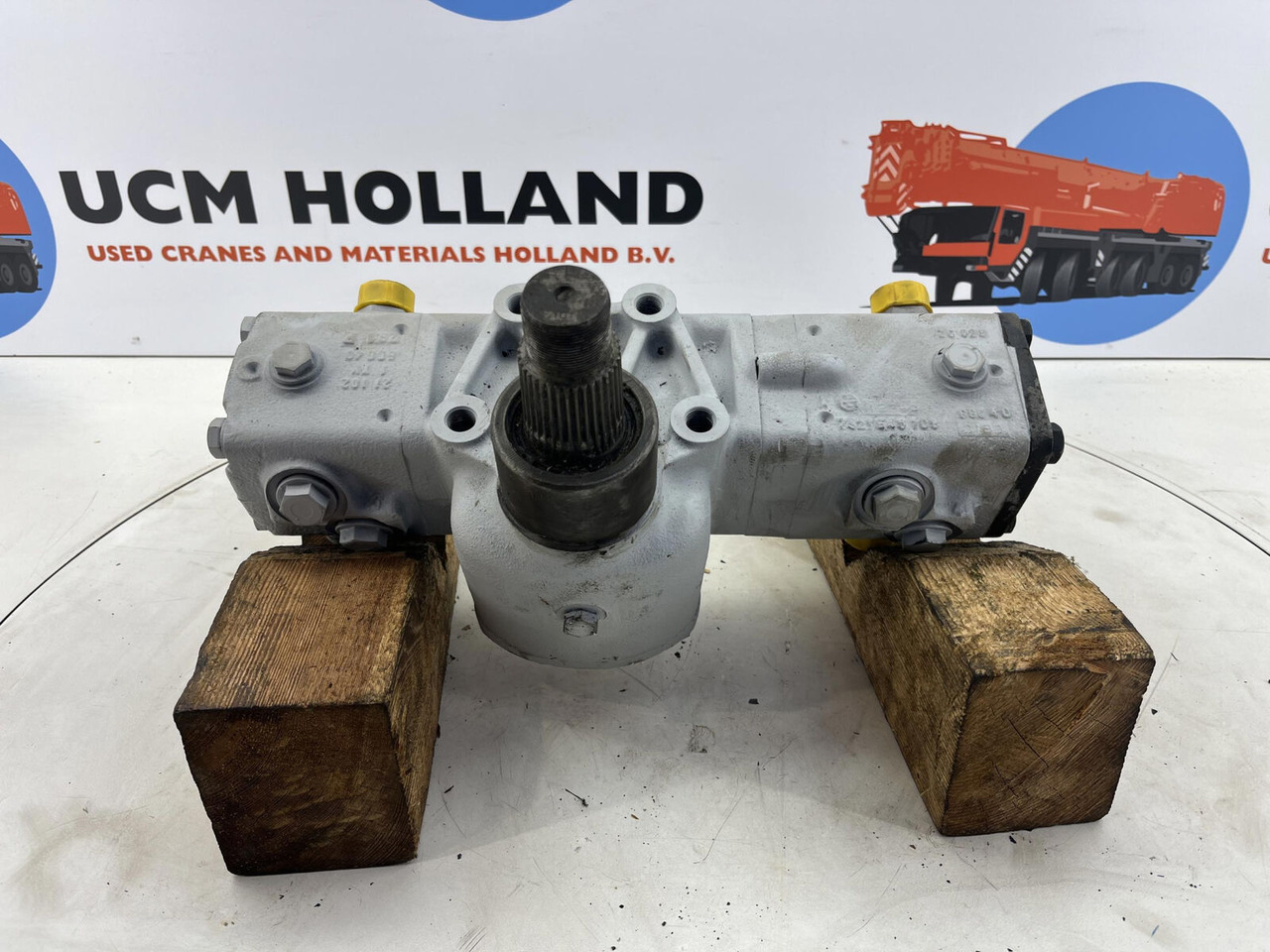 Liebherr LTM 1070 steering box - Caixa de direção por Grua móvel: foto 3 Liebherr LTM 1070 steering box - Caixa de direção por Grua móvel: foto 3