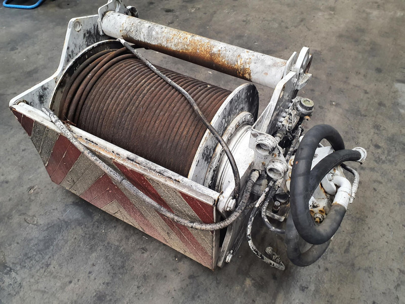 Liebherr LTM 1080-1 2nd winch - Grua para camião: foto 3 Liebherr LTM 1080-1 2nd winch - Grua para camião: foto 3