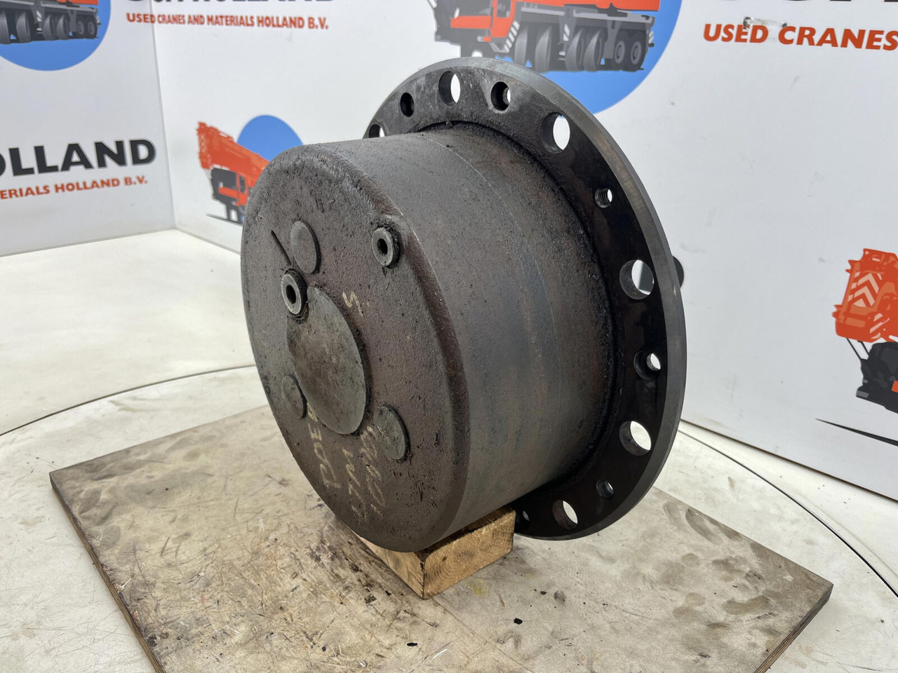 Liebherr LTM 1080/1 planetary gear 22-25-74-40-3pl-H135-46 - Comando final por Grua móvel: foto 2 Liebherr LTM 1080/1 planetary gear 22-25-74-40-3pl-H135-46 - Comando final por Grua móvel: foto 2