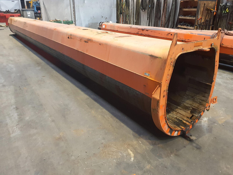 Liebherr LTM 1095-5.1 Telescopic section 1 - Carroceria e exterior por Guindaste: foto 2 Liebherr LTM 1095-5.1 Telescopic section 1 - Carroceria e exterior por Guindaste: foto 2