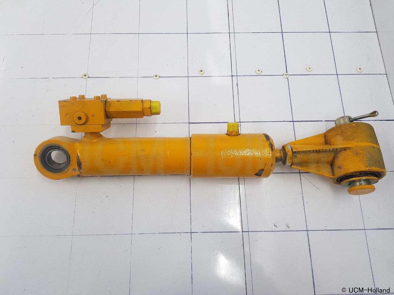 Liebherr LTM 1130-5.1 cabin tilt cylinder - Cilindro hidráulico por Guindaste: foto 2 Liebherr LTM 1130-5.1 cabin tilt cylinder - Cilindro hidráulico por Guindaste: foto 2