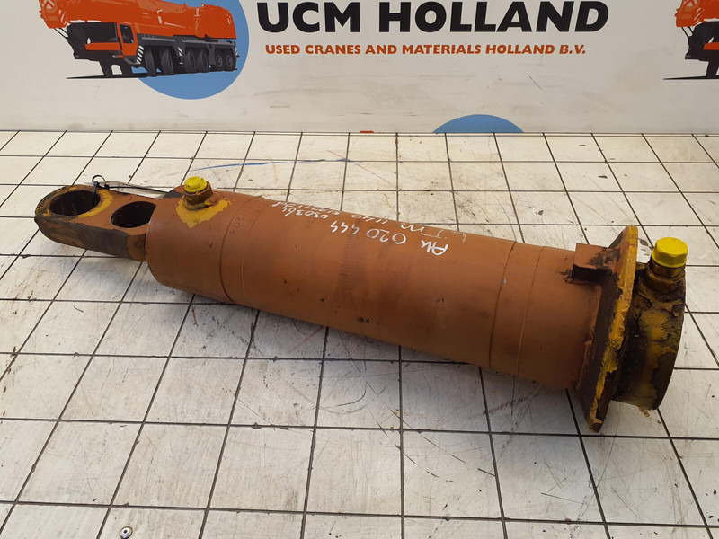 Liebherr LTM 1140 counterweight hydro cylinder - Cilindro hidráulico por Guindaste: foto 2 Liebherr LTM 1140 counterweight hydro cylinder - Cilindro hidráulico por Guindaste: foto 2