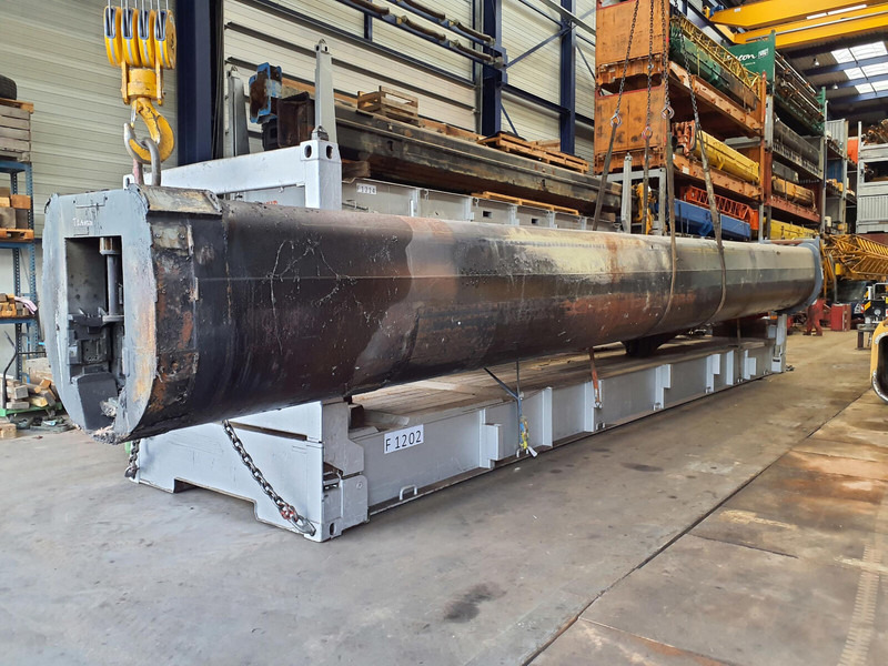 Liebherr LTM 1160-5.1 telescopic section 1 - Carroceria e exterior por Guindaste: foto 3 Liebherr LTM 1160-5.1 telescopic section 1 - Carroceria e exterior por Guindaste: foto 3