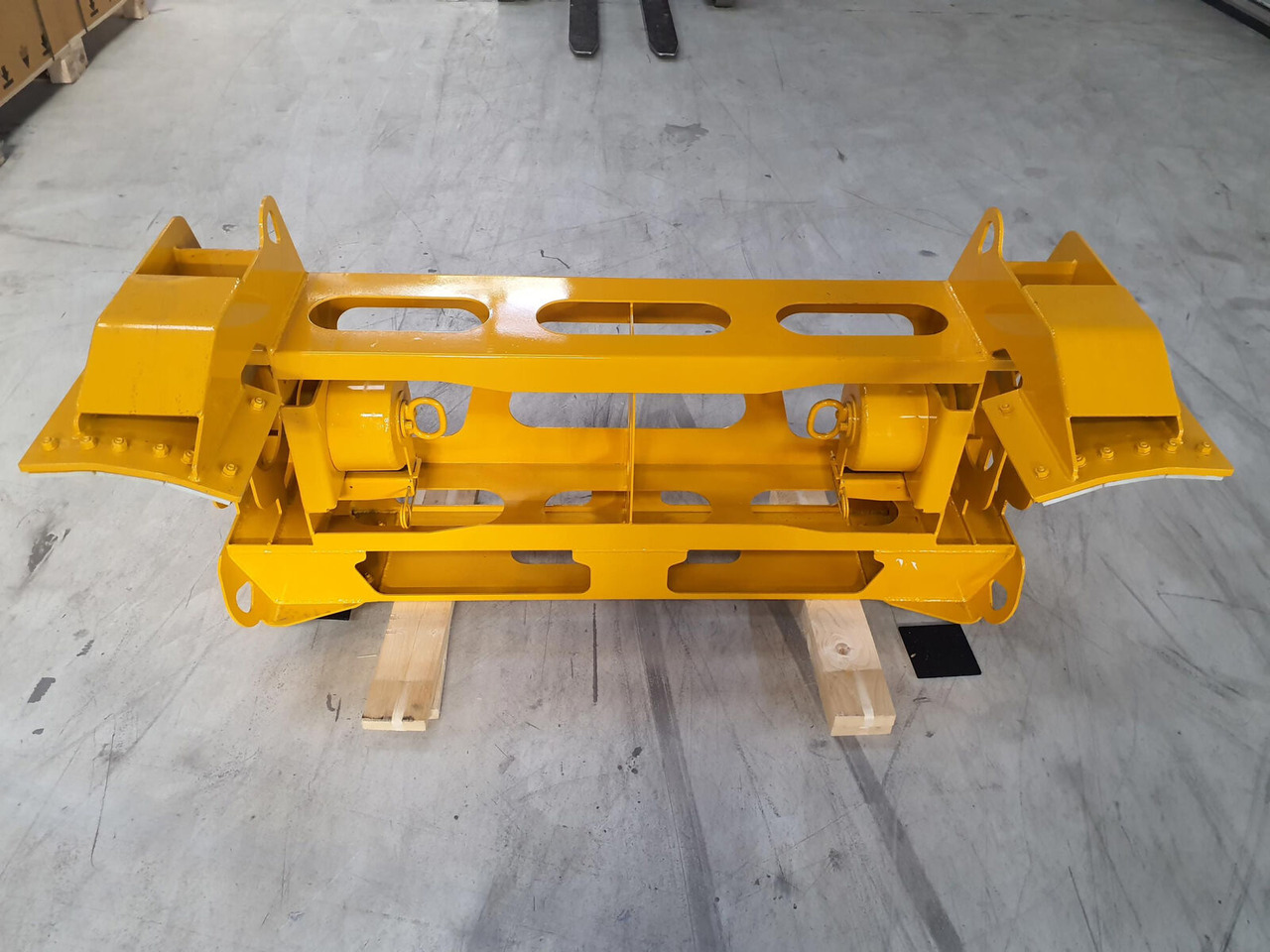 Liebherr LTM 1750-9.1 Luffing cylinder lifting device front - Carroceria e exterior por Grua móvel: foto 4 Liebherr LTM 1750-9.1 Luffing cylinder lifting device front - Carroceria e exterior por Grua móvel: foto 4