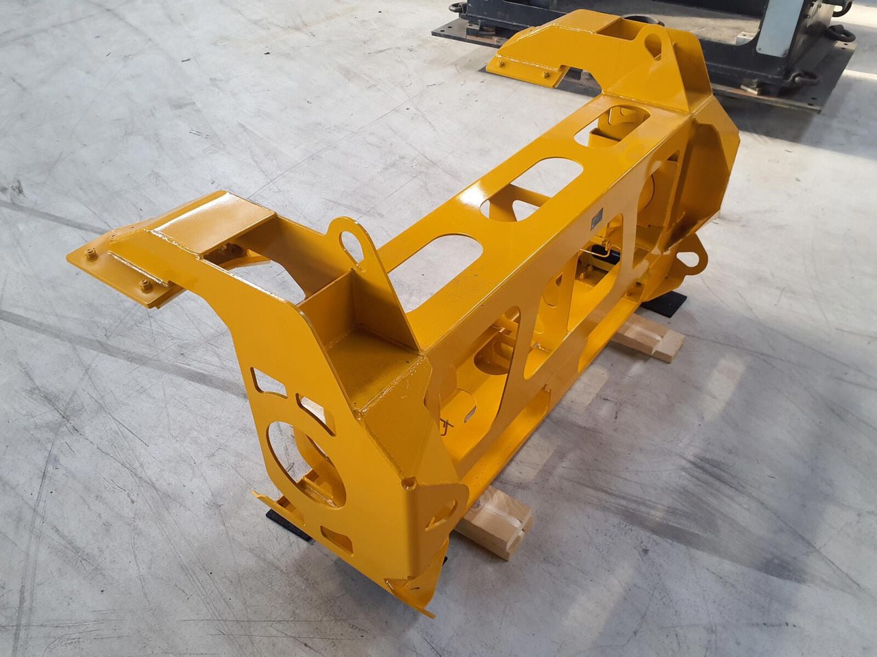 Liebherr LTM 1750-9.1 Luffing cylinder lifting device front - Carroceria e exterior por Grua móvel: foto 2 Liebherr LTM 1750-9.1 Luffing cylinder lifting device front - Carroceria e exterior por Grua móvel: foto 2