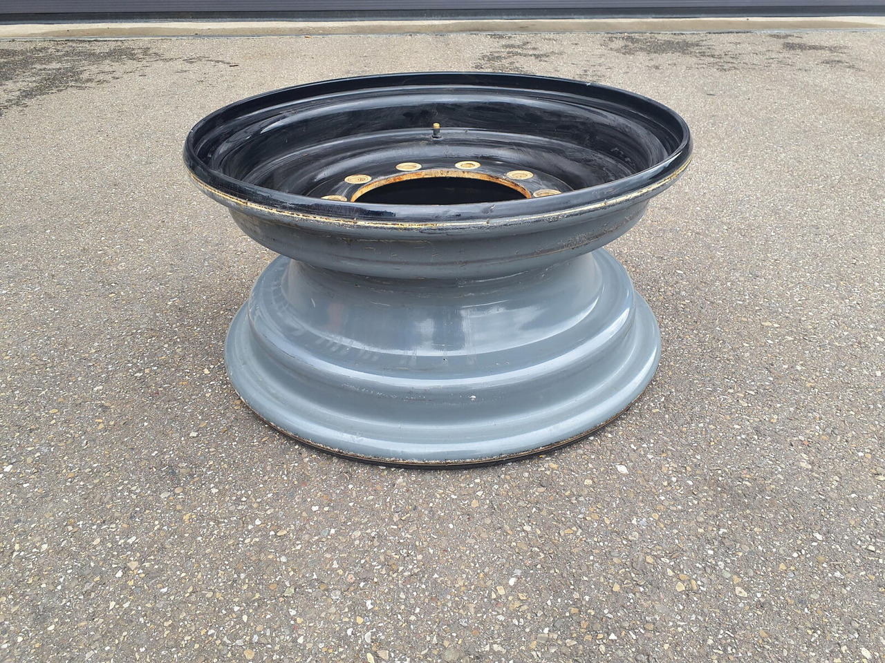 Liebherr Rim 445/95R25 10 12 1p - Jante por Guindaste: foto 3 Liebherr Rim 445/95R25 10 12 1p - Jante por Guindaste: foto 3