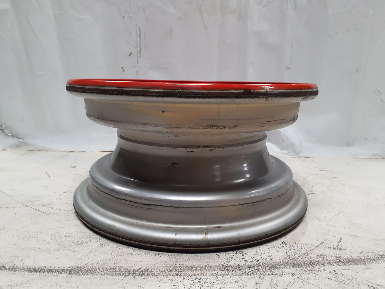 Liebherr Rim 445/95R25 10 12 1p - Jante por Guindaste: foto 2 Liebherr Rim 445/95R25 10 12 1p - Jante por Guindaste: foto 2