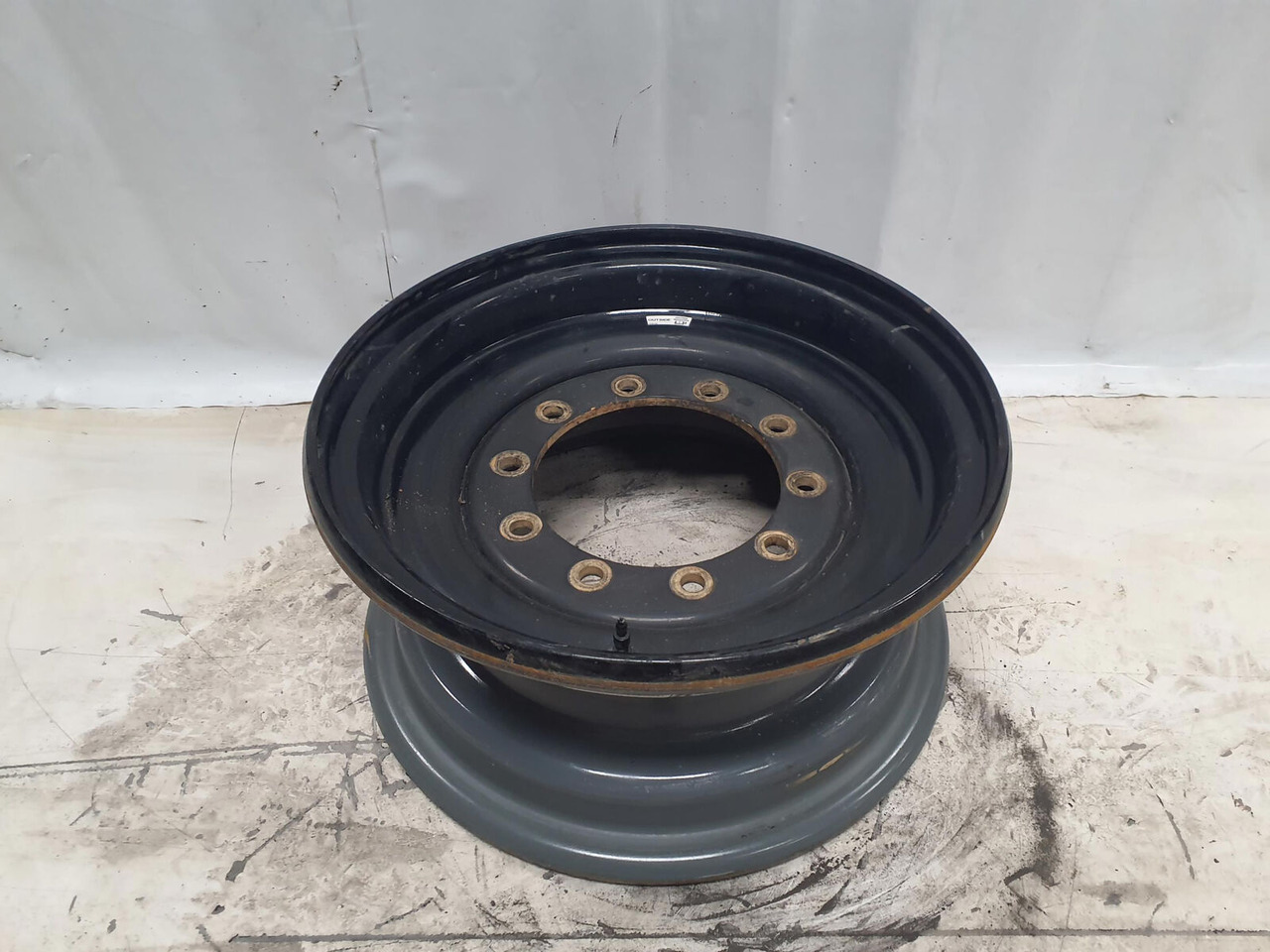 Liebherr Rim 445/95R25 10 12 1p - Jante por Guindaste: foto 1 Liebherr Rim 445/95R25 10 12 1p - Jante por Guindaste: foto 1