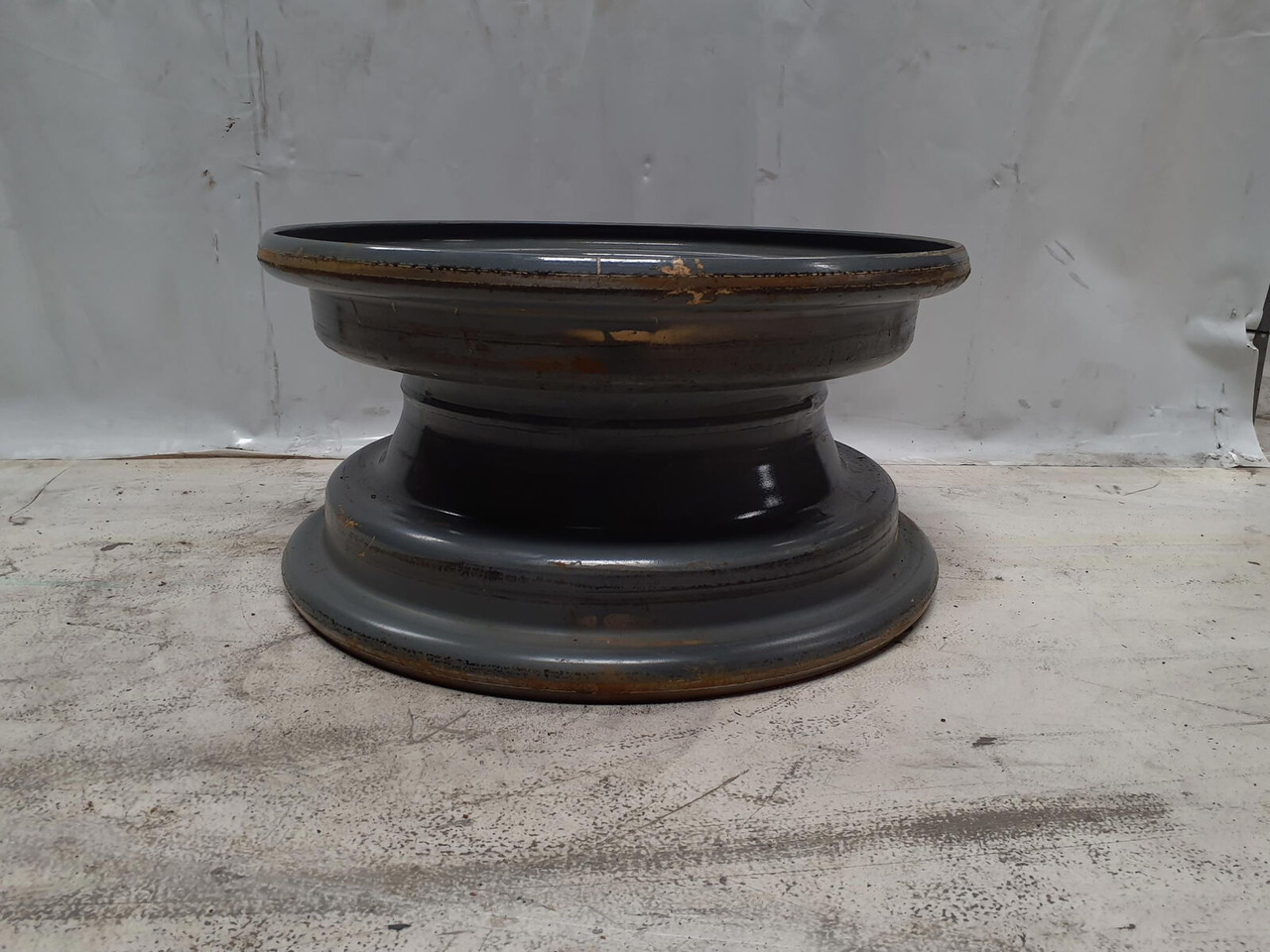 Liebherr Rim 445/95R25 10 12 1p - Jante por Guindaste: foto 2 Liebherr Rim 445/95R25 10 12 1p - Jante por Guindaste: foto 2