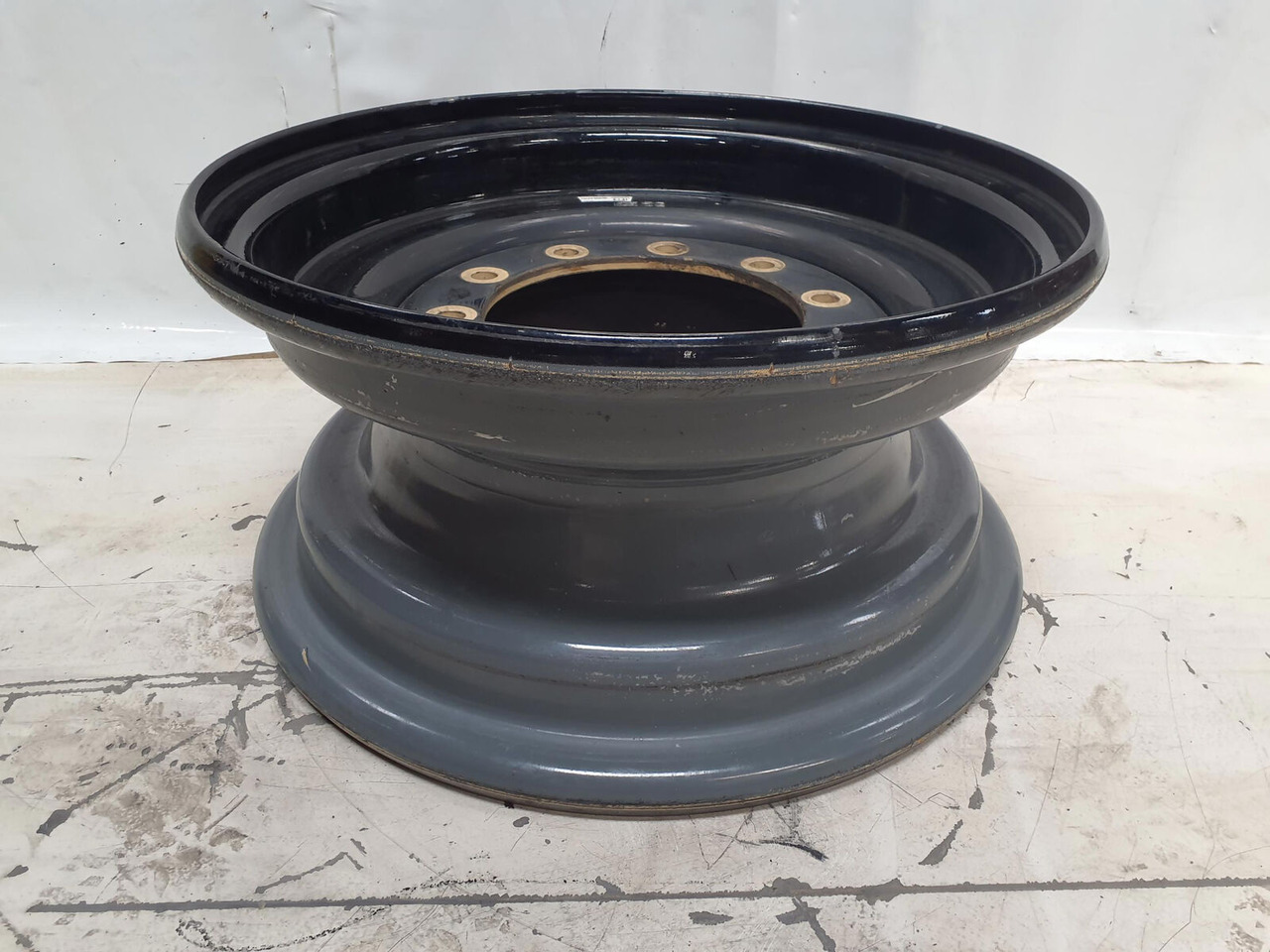 Liebherr Rim 445/95R25 10 12 1p - Jante por Guindaste: foto 3 Liebherr Rim 445/95R25 10 12 1p - Jante por Guindaste: foto 3