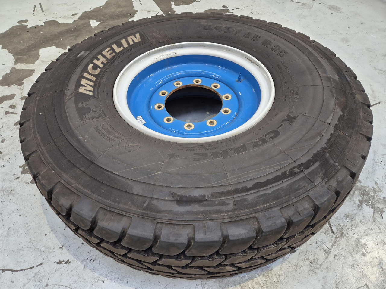 Liebherr Wheel 445/95R25 10 12 1p - Roda completa por Guindaste: foto 1 Liebherr Wheel 445/95R25 10 12 1p - Roda completa por Guindaste: foto 1