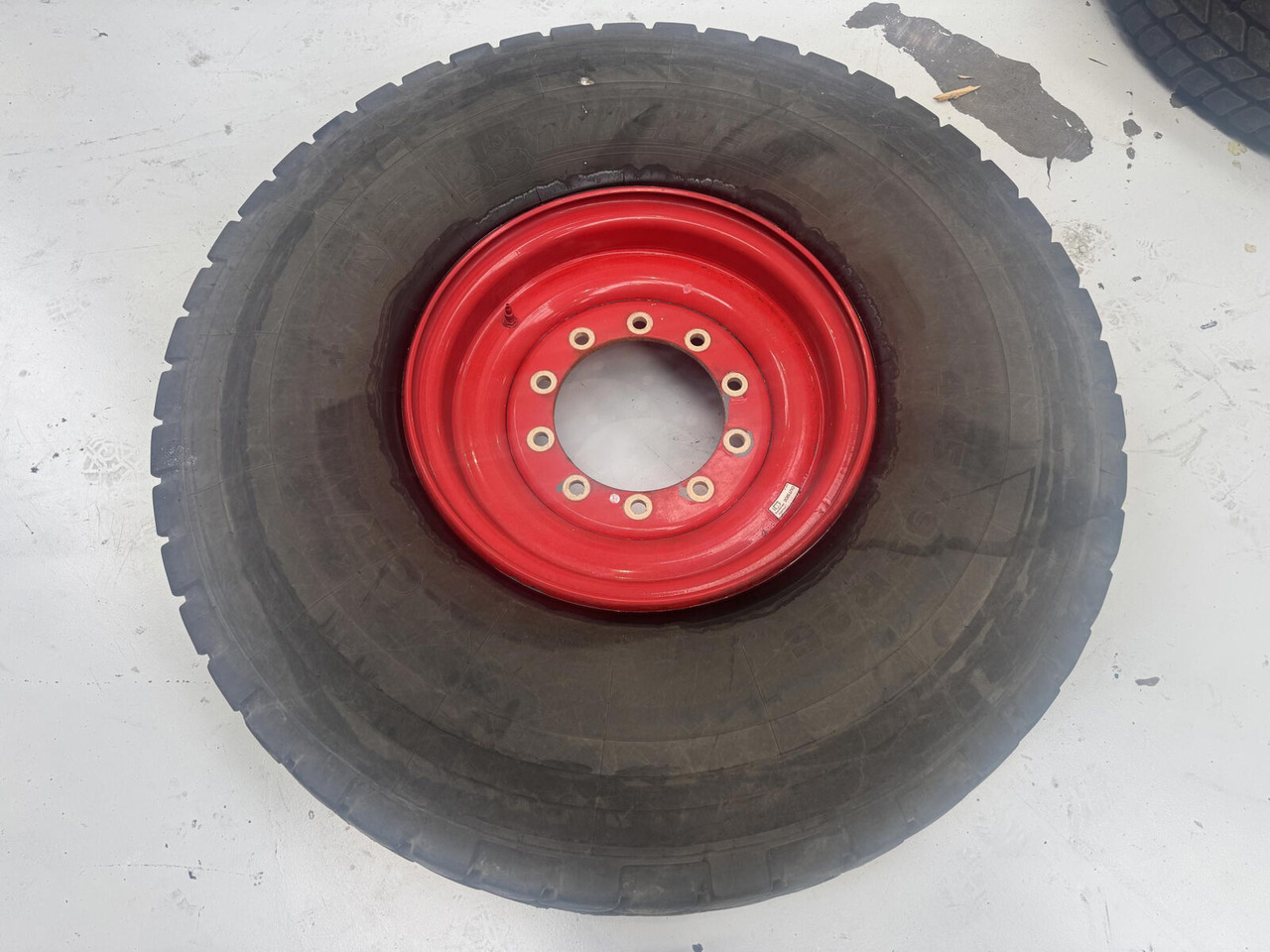 Liebherr Wheel 445/95R25 10 12 1p - Roda completa por Guindaste: foto 1 Liebherr Wheel 445/95R25 10 12 1p - Roda completa por Guindaste: foto 1