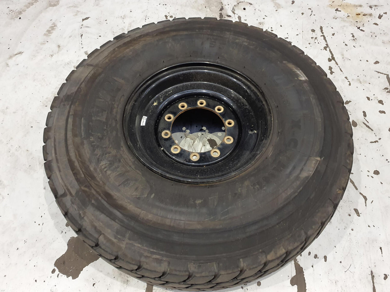 Liebherr Wheel 445/95R25 10 12 1p - Roda completa por Guindaste: foto 2 Liebherr Wheel 445/95R25 10 12 1p - Roda completa por Guindaste: foto 2