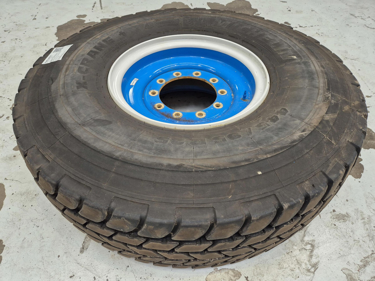 Liebherr Wheel 445/95R25 10 12 1p - Roda completa por Guindaste: foto 1 Liebherr Wheel 445/95R25 10 12 1p - Roda completa por Guindaste: foto 1