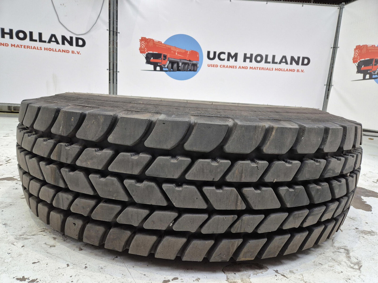 Liebherr Wheel 445/95R25 10 12 1p - Roda completa por Guindaste: foto 3 Liebherr Wheel 445/95R25 10 12 1p - Roda completa por Guindaste: foto 3