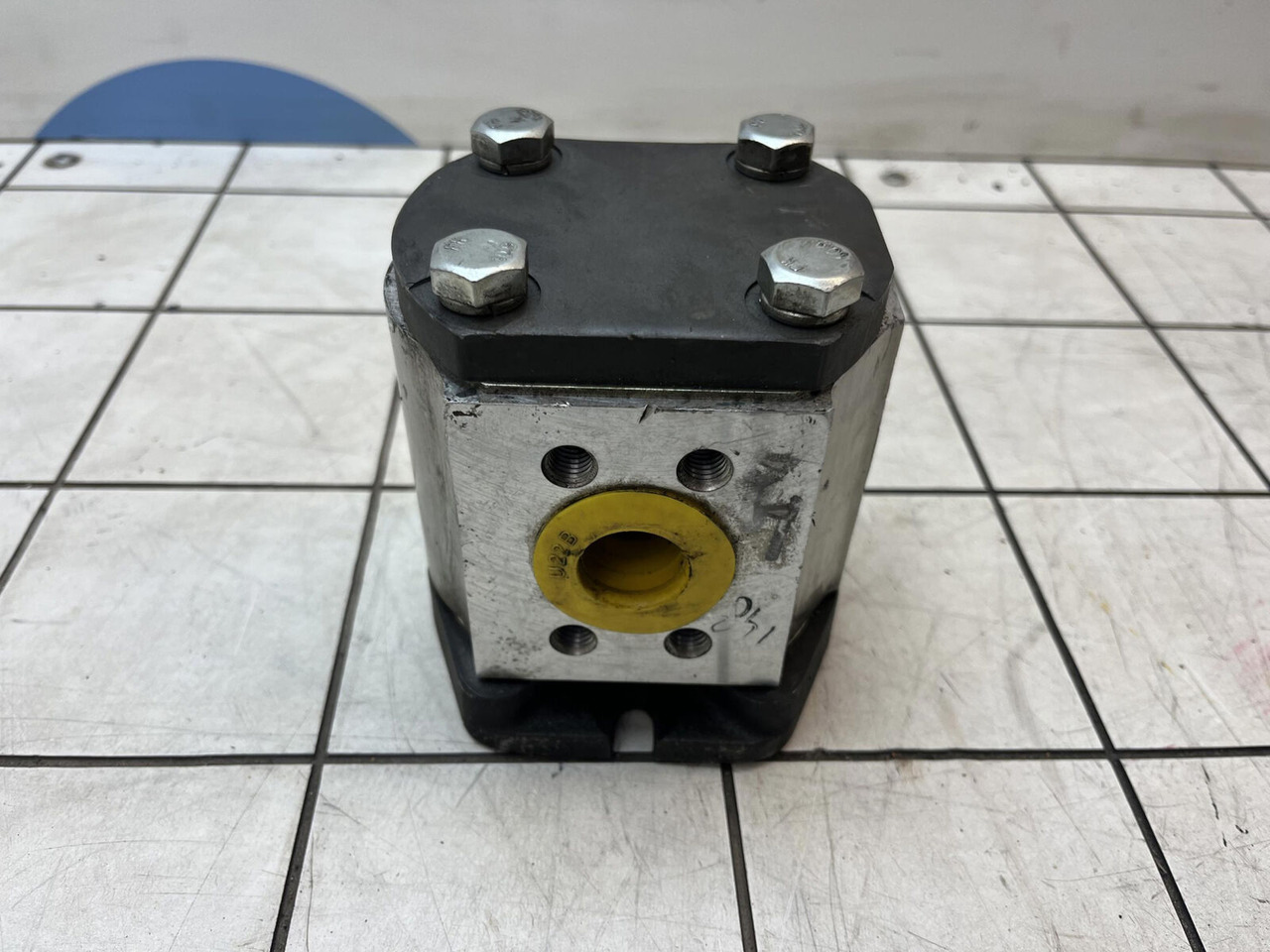 Rexroth Rexroth sigma gear pump - Bomba hidráulica por Grua móvel: foto 1 Rexroth Rexroth sigma gear pump - Bomba hidráulica por Grua móvel: foto 1