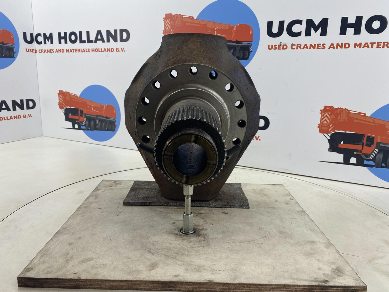 Terex AC 205 Steering knuckle 16 holes - Manga de eixo por Grua móvel: foto 2 Terex AC 205 Steering knuckle 16 holes - Manga de eixo por Grua móvel: foto 2