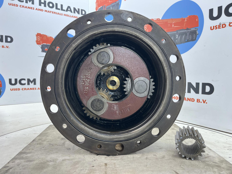 Terex AC 50 planetary gear 17-24-67-32-3pl-H135-42 - Suspensão por Guindaste: foto 4 Terex AC 50 planetary gear 17-24-67-32-3pl-H135-42 - Suspensão por Guindaste: foto 4