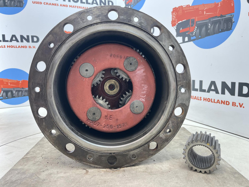 Terex Terex AC 35 planetary gear 22-25-74-40-4pl-H137-46 - Suspensão por Guindaste: foto 4 Terex Terex AC 35 planetary gear 22-25-74-40-4pl-H137-46 - Suspensão por Guindaste: foto 4