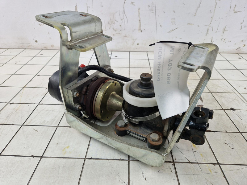 Terex Terex Challenger 3160 Steering box - Suspensão por Guindaste: foto 4 Terex Terex Challenger 3160 Steering box - Suspensão por Guindaste: foto 4