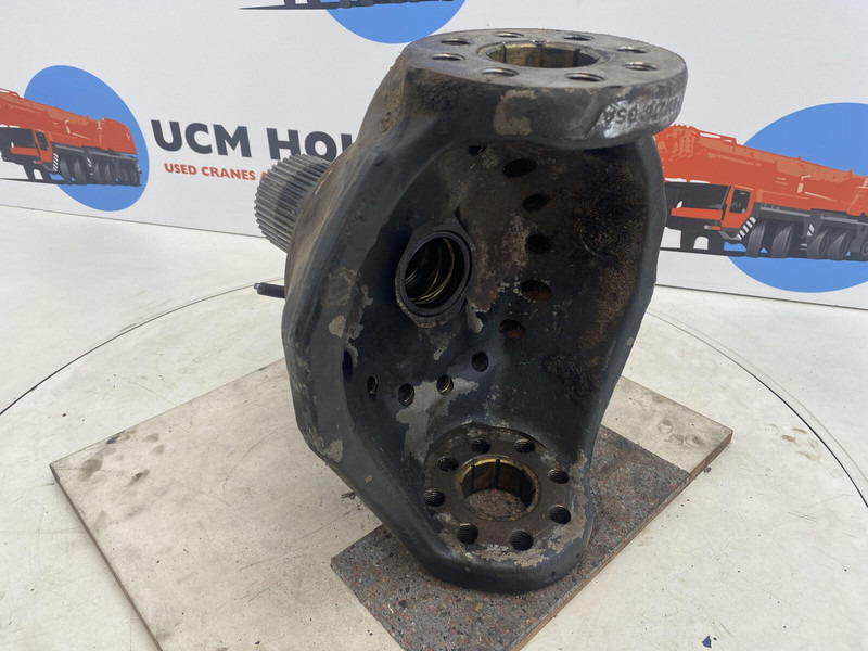 Terex Terex Demag AC 35 Steering knuckle 16 holes axle 1 - Manga de eixo por Guindaste: foto 4 Terex Terex Demag AC 35 Steering knuckle 16 holes axle 1 - Manga de eixo por Guindaste: foto 4