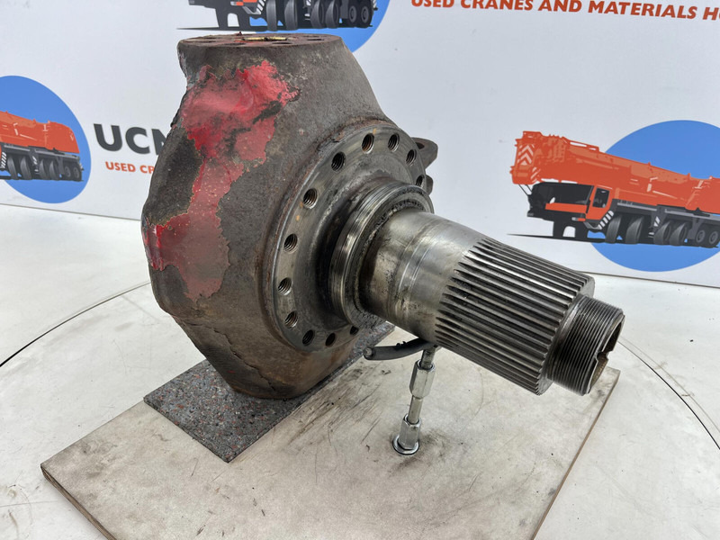 Terex Terex Demag AC 35 Steering knuckle 16 holes axle 2 left - Manga de eixo por Guindaste: foto 3 Terex Terex Demag AC 35 Steering knuckle 16 holes axle 2 left - Manga de eixo por Guindaste: foto 3