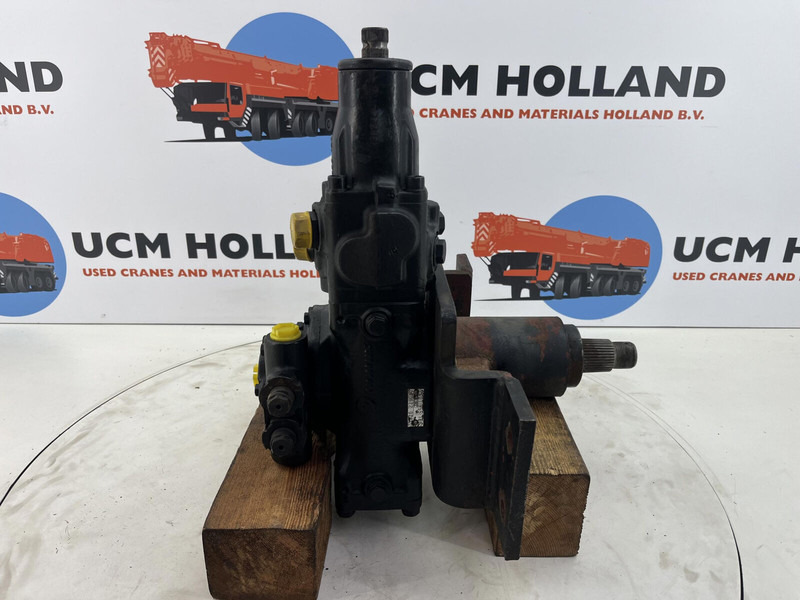 ZF ZF Steering Box - Coluna de direcção por Guindaste: foto 1 ZF ZF Steering Box - Coluna de direcção por Guindaste: foto 1