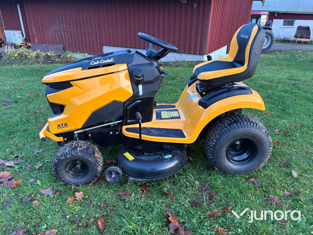 Åkgräsklippare - Cub Cadet, XT2 Enduro Series - Cortador de grama: foto 2 Åkgräsklippare - Cub Cadet, XT2 Enduro Series - Cortador de grama: foto 2