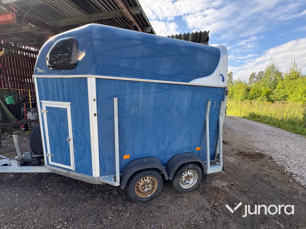 Hästtransport - Cheval Liberté - Reboque para cavalos: foto 2 Hästtransport - Cheval Liberté - Reboque para cavalos: foto 2
