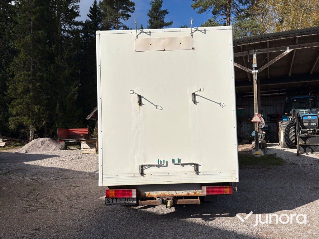 Hästtransport - Mercedes-Benz, 316 CDI - Camião de transporte de cavalos: foto 4 Hästtransport - Mercedes-Benz, 316 CDI - Camião de transporte de cavalos: foto 4