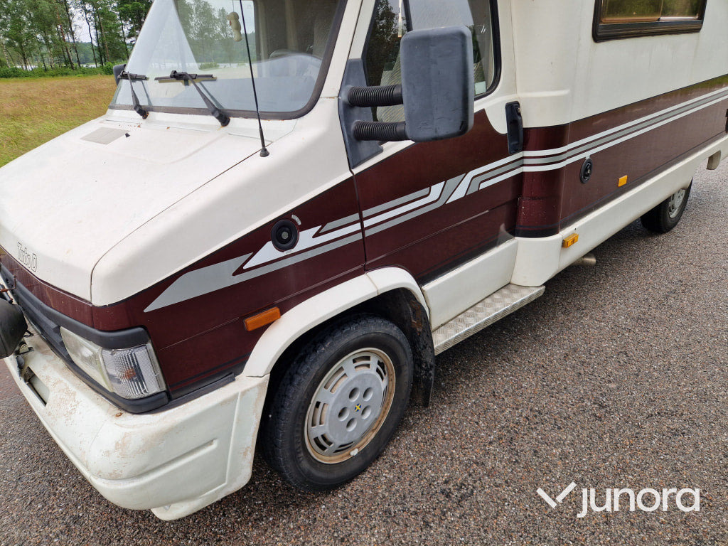Husbil Peugeot J5 Hobby AK 620 - Autocaravana capucine: foto 4 Husbil Peugeot J5 Hobby AK 620 - Autocaravana capucine: foto 4