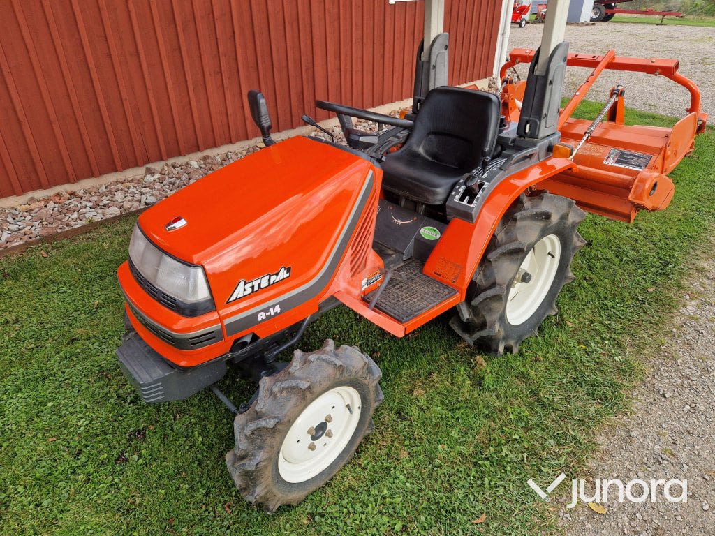 Kompaktraktor Kubota AstePal A-14 - Mini trator: foto 2 Kompaktraktor Kubota AstePal A-14 - Mini trator: foto 2