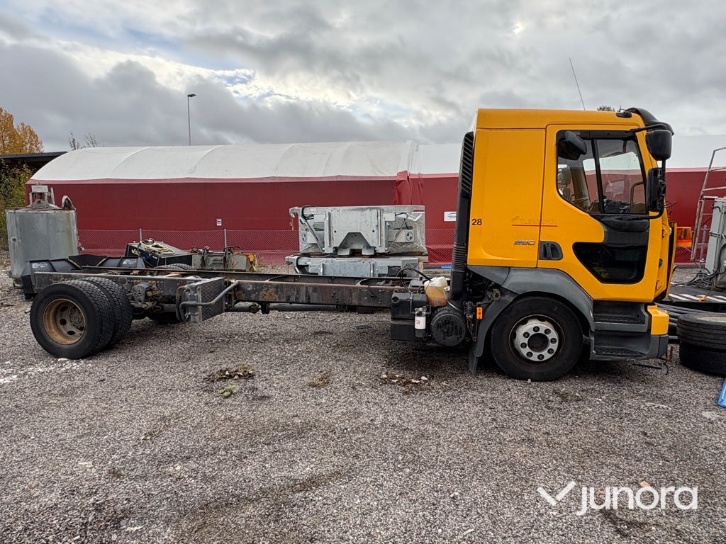 Lastbil - Volvo FL 4*2 - Camião chassi: foto 5 Lastbil - Volvo FL 4*2 - Camião chassi: foto 5
