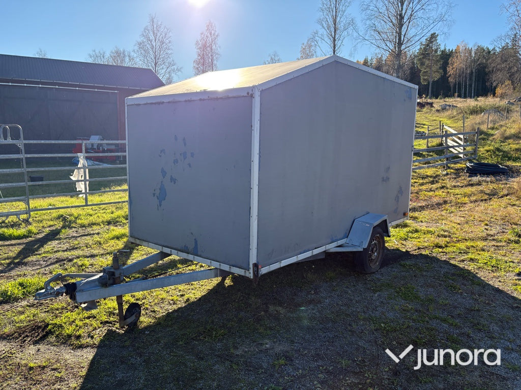Släp - Säfsjösläpet SSLV 1100 - Máquina de outro: foto 1 Släp - Säfsjösläpet SSLV 1100 - Máquina de outro: foto 1