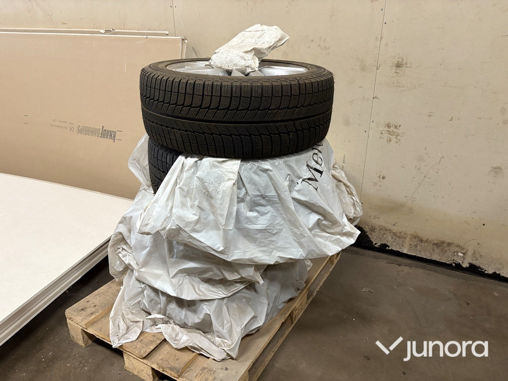 Nya Däck & Fälg, MICHELIN X-ICE - Pneu: foto 1 Nya Däck & Fälg, MICHELIN X-ICE - Pneu: foto 1