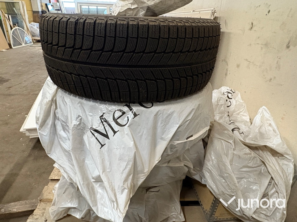 Nya Däck & Fälg, MICHELIN X-ICE - Pneu: foto 3 Nya Däck & Fälg, MICHELIN X-ICE - Pneu: foto 3