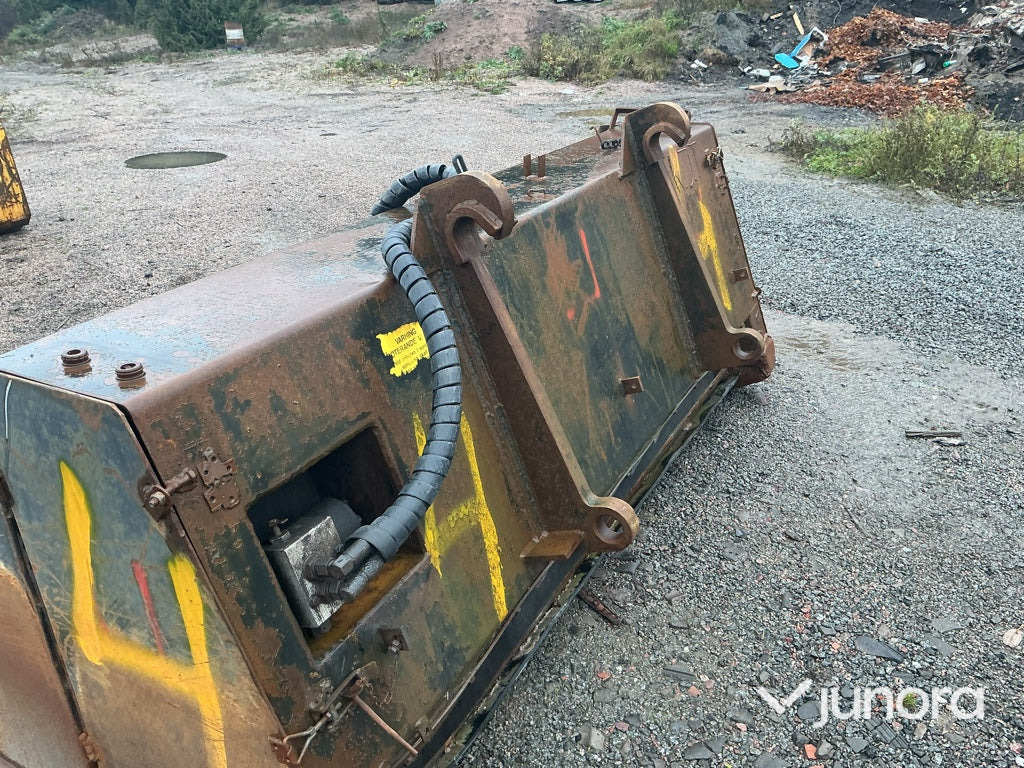 Sandspridareskopa - Gradmeko Stora BM - Espalhador de areia/ Sal: foto 3 Sandspridareskopa - Gradmeko Stora BM - Espalhador de areia/ Sal: foto 3