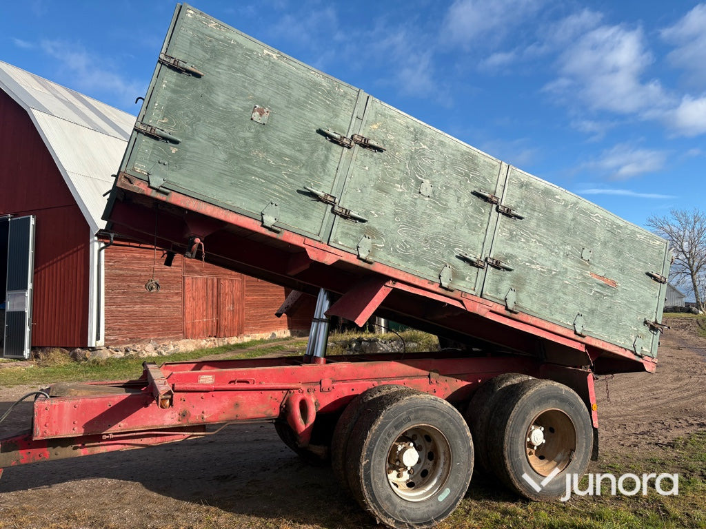 Spannmålsvagn - Tippvagn, 14,4 m³ - Reboque basculante agrícola: foto 1 Spannmålsvagn - Tippvagn, 14,4 m³ - Reboque basculante agrícola: foto 1