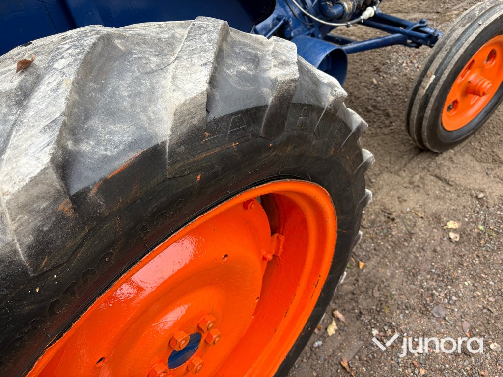 Trator Traktor - Fordson Major Höglundare: foto 25 Trator Traktor - Fordson Major Höglundare: foto 25