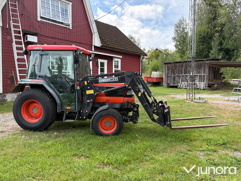 Traktor Kc Kubota L4200 - Trator: foto 4 Traktor Kc Kubota L4200 - Trator: foto 4