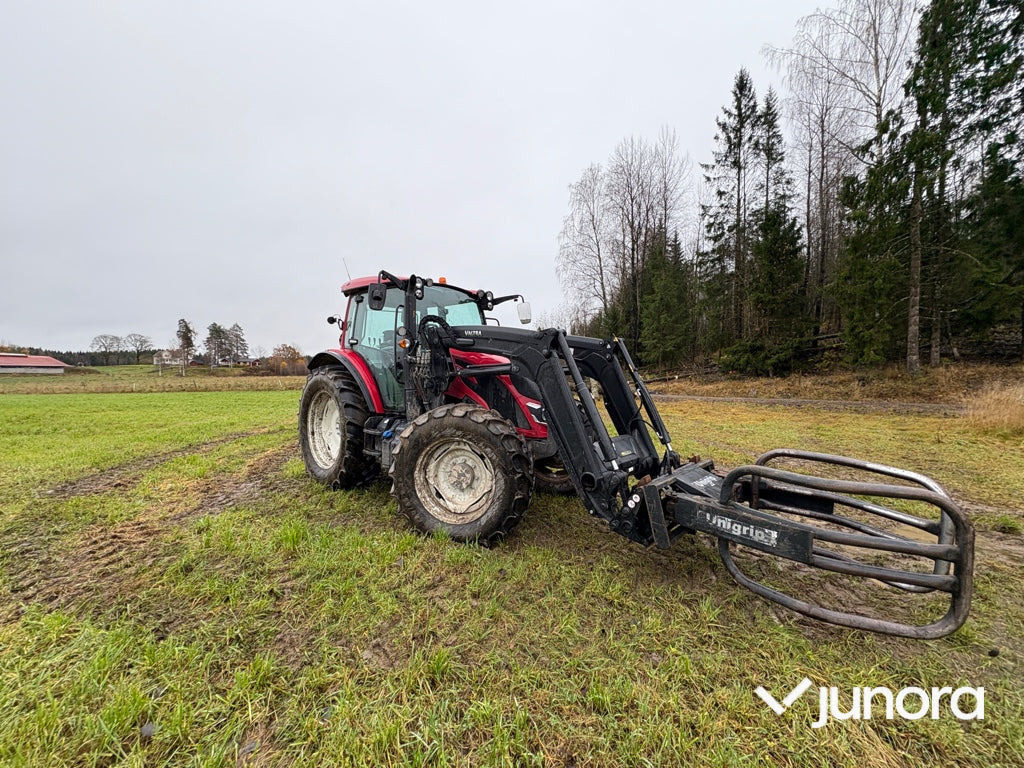 Traktor - Valtra A115 - Trator: foto 5 Traktor - Valtra A115 - Trator: foto 5