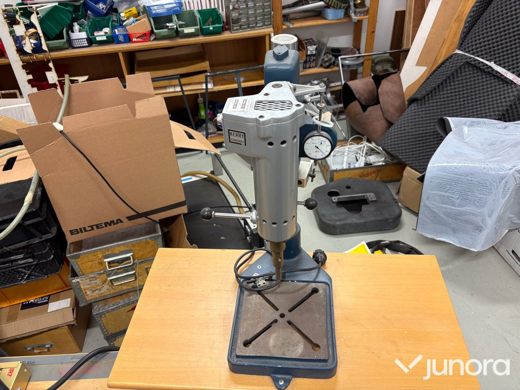 Ultraljudsborr - KERRY Ultrasonics, KDS150 - Engenho de furar: foto 1 Ultraljudsborr - KERRY Ultrasonics, KDS150 - Engenho de furar: foto 1