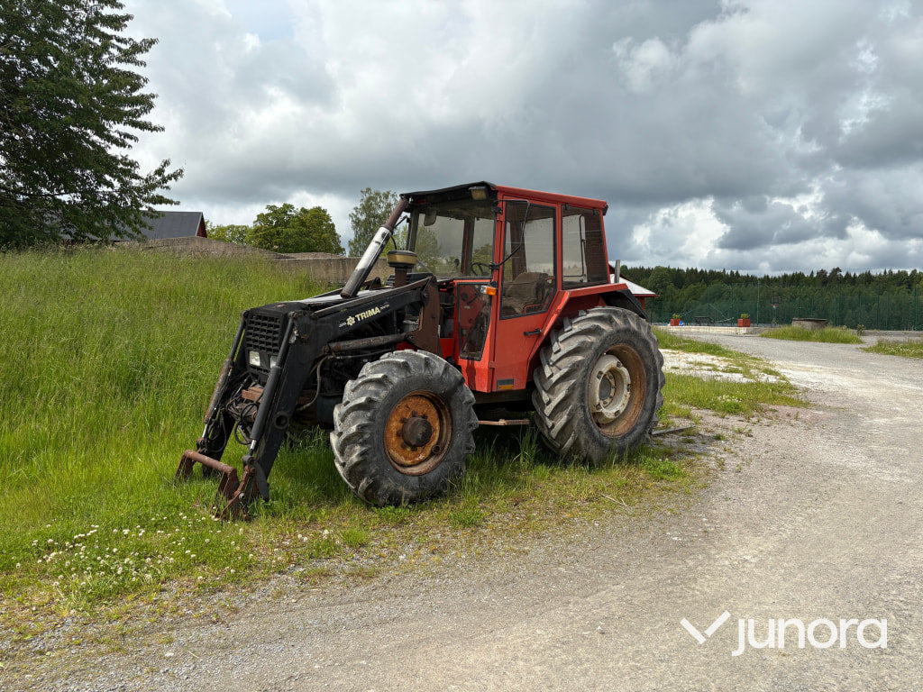 Valmet 705-4 med lastare - Trator: foto 1 Valmet 705-4 med lastare - Trator: foto 1