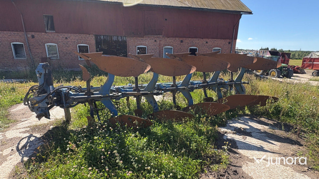 Växelplog 5-skärig Överum Dx 590 H - Arado: foto 1 Växelplog 5-skärig Överum Dx 590 H - Arado: foto 1