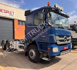 Mercedes Actros 3355 - Camião chassi: foto 2 Mercedes Actros 3355 - Camião chassi: foto 2