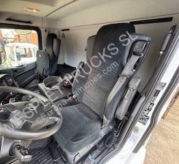 Fotografia de interior 1: Camião de caixa aberta/ Plataforma Mercedes Arocs 2546 HAD