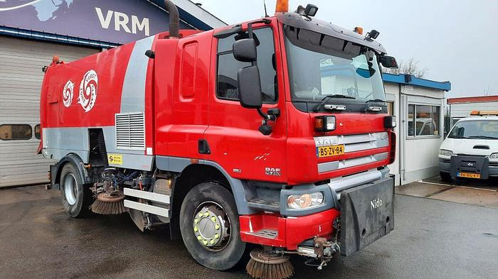 DAF FA CF-75 - Varredora urbana: foto 1 DAF FA CF-75 - Varredora urbana: foto 1