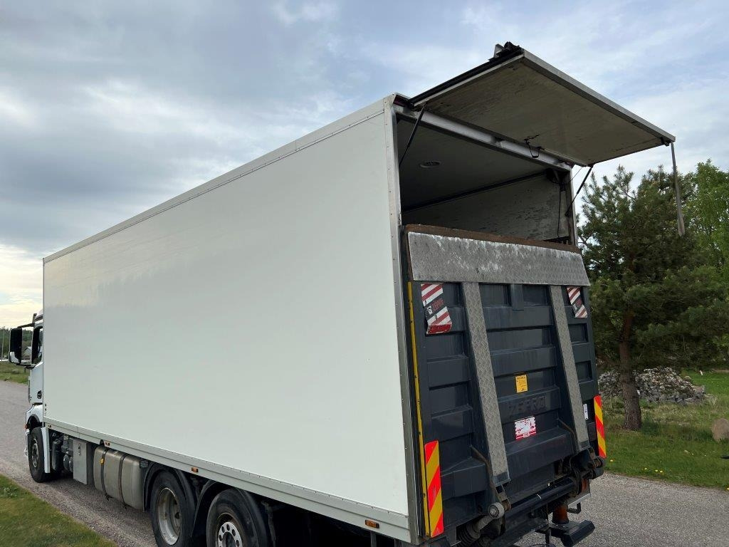 8,4 mtr glasfiber kasse - Xarios 500 - Carroçaria para furgões: foto 3 8,4 mtr glasfiber kasse - Xarios 500 - Carroçaria para furgões: foto 3